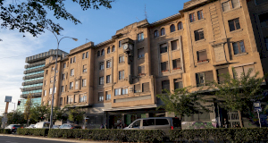 El Defensor insta al Ayuntamiento de Pamplona-Iruña a incrementar la disponibilidad de viviendas municipales