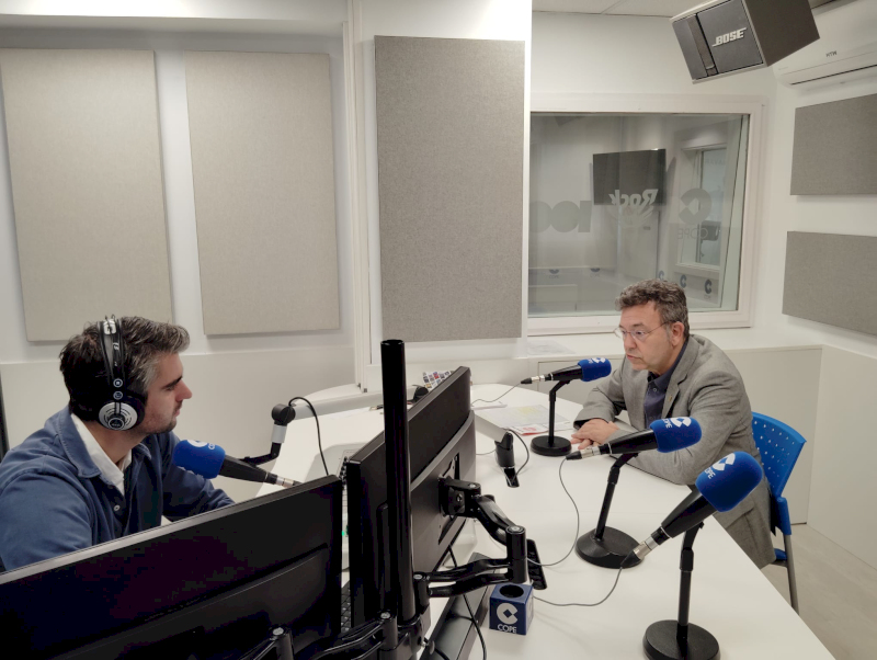 Entrevista al Defensor del Pueblo de Navarra Patxi Vera en Mediodía de Cope Navarra