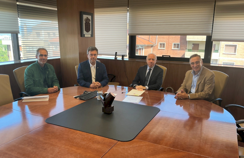 De izquierda a derecha: Carlos Sarasibar, Patxi Vera, José Julián Huarte y Alfonso Pérez.